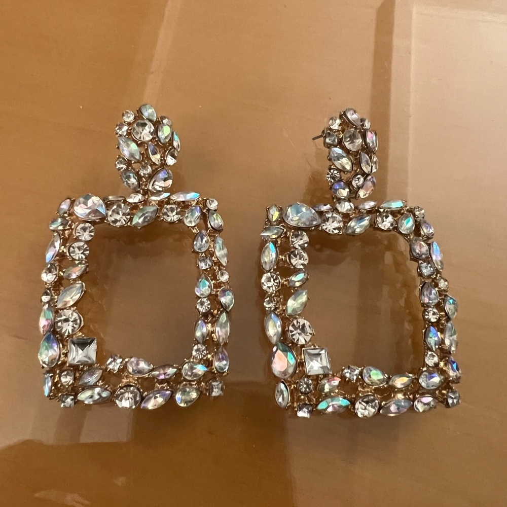 Huge dangly earrings. So fun to dress up any outfit.